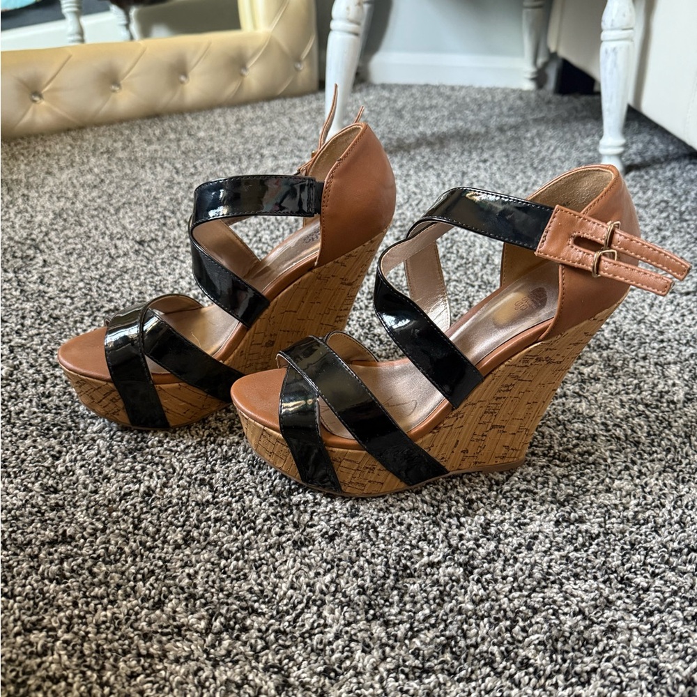 Charlotte Russe Black and Tan Wedge Sandals